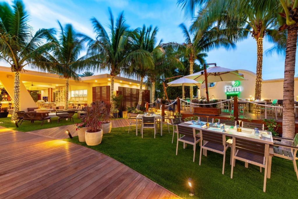 Seven Stars Resort & Spa Grace Bay Esterno foto