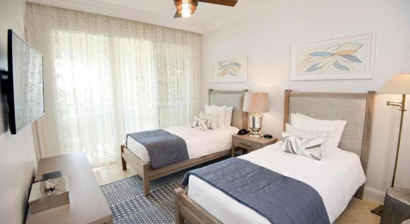 Seven Stars Resort & Spa Grace Bay Esterno foto