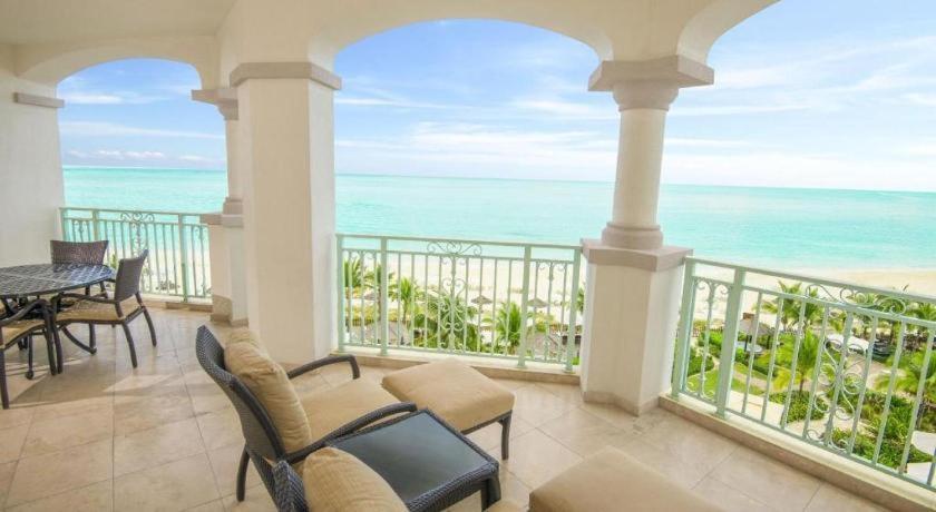 Seven Stars Resort & Spa Grace Bay Esterno foto