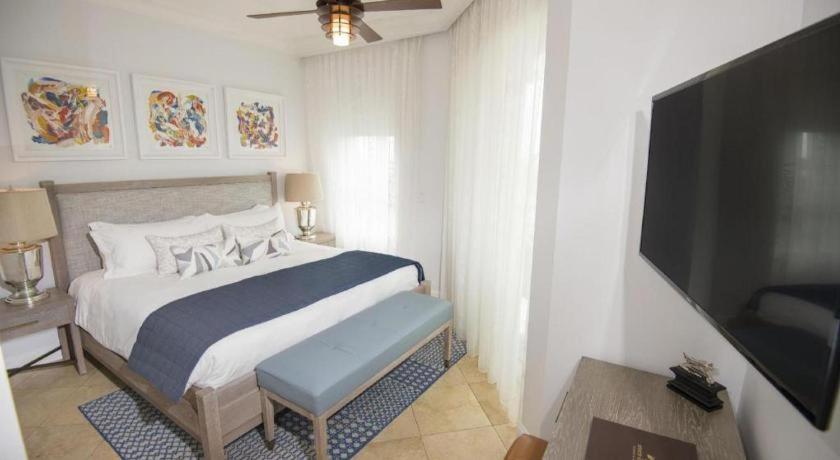 Seven Stars Resort & Spa Grace Bay Esterno foto